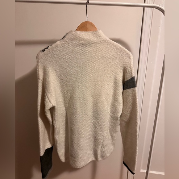 Cyrus - Sweater - Picture 3 of 4